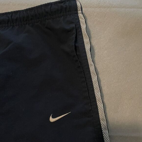 Mens Nike size XL Flat Front Hybrid Swim‎ Board Shorts - Picture 2 of 9